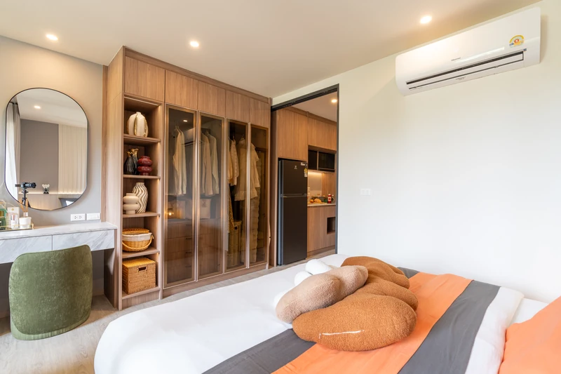 Saint Tropez Naithon — studio A show unit: open wardrobe and dressing table